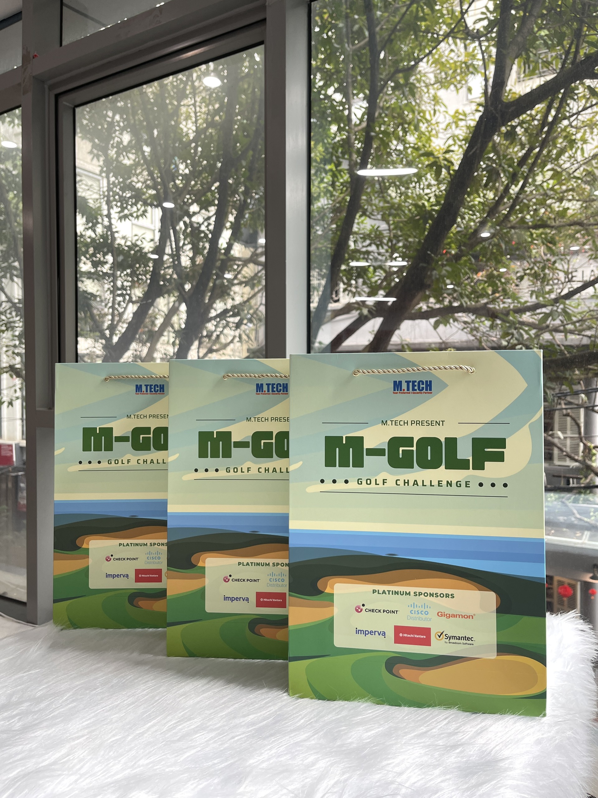 Túi giấy M.GOLF