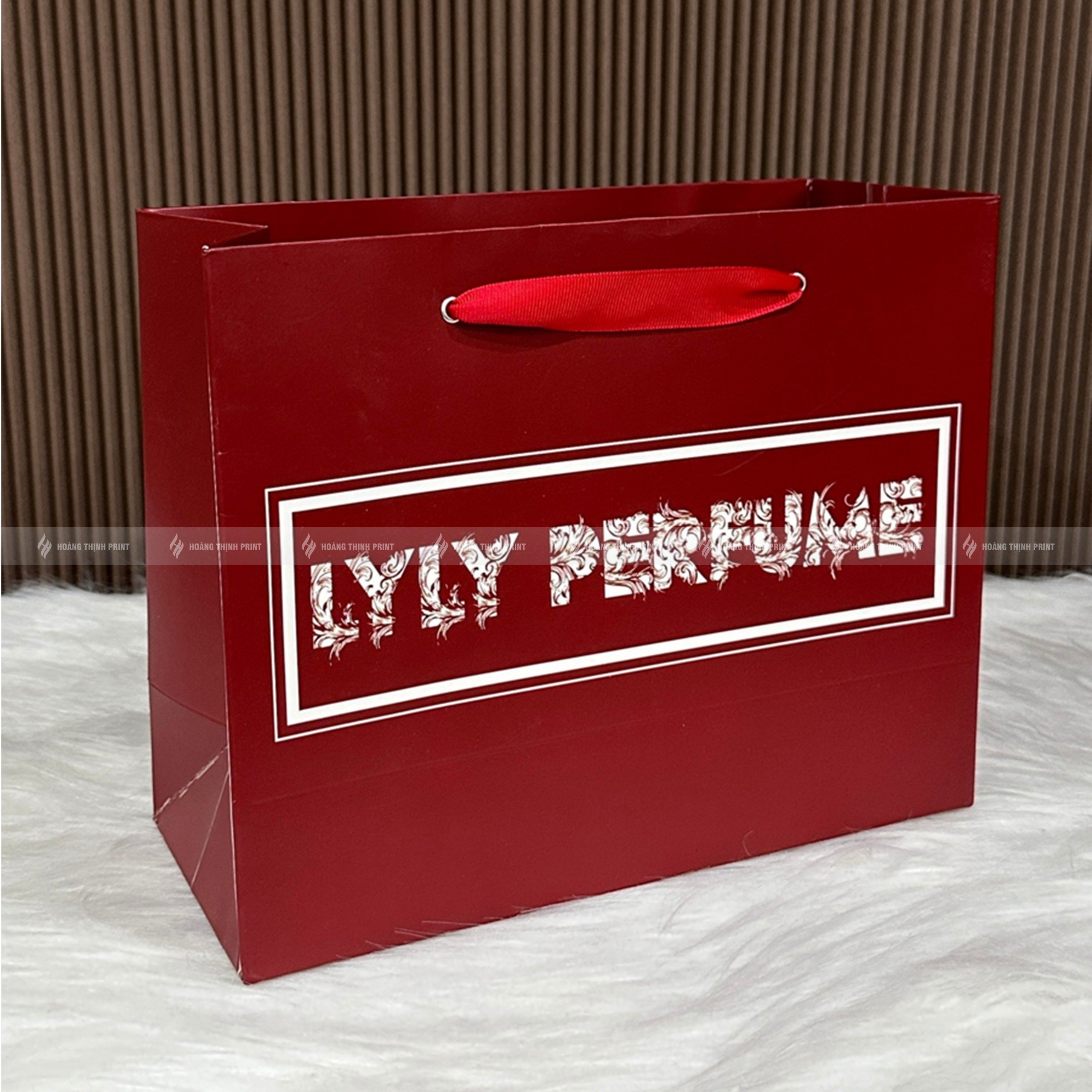 Túi giấy Lyly Perfume